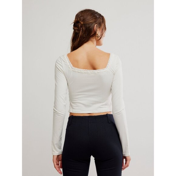 🎉LAST CHANCE🎉 FREE PEOPLE Scarlet Smocked Long Sleeve / Clean Ivory - Picture 7 of 9